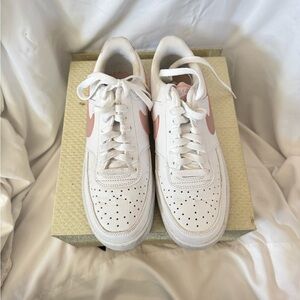 Nike Women's White and Pink Sneakers